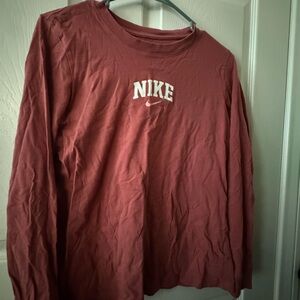 Nike Women Size M Long Sleeve Tee